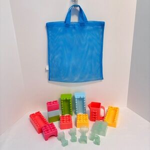 Little Tikes Baby Builders Splash Blocks 16 Piece Bathtime Water Play Set